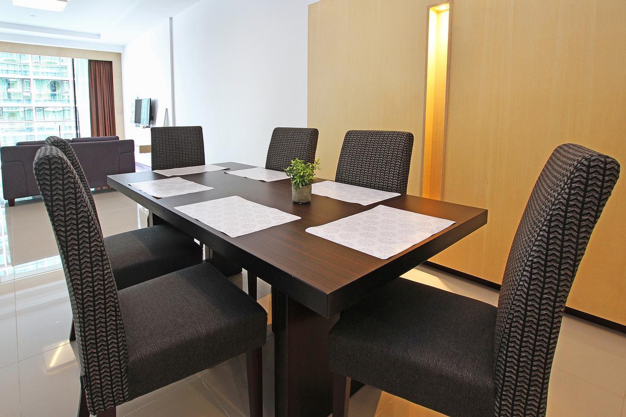 Bernard Holiday Home @ Imperial Suites Kuching Exterior foto