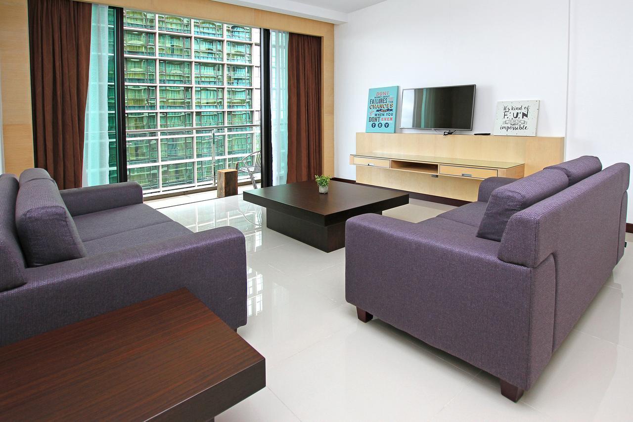 Bernard Holiday Home @ Imperial Suites Kuching Exterior foto